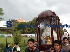 Realizan peregrinación para manifestar rechazo a proyectos en Cholula - ES imagen agencia de fotografía