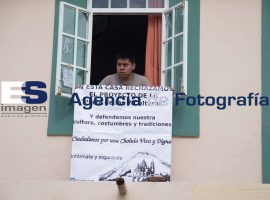 Protestan durante el grito en San AndrÃ©s Cholula - ES imagen agencia de fotografía