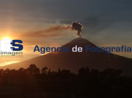Fumarola del Popocatépetl 18-09-2014 - ES imagen agencia de fotografía