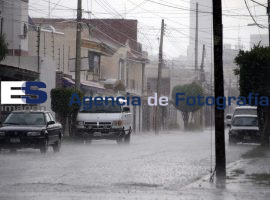 LLuvias por la tarde para el fin, en domingo - ES imagen agencia de fotografía
