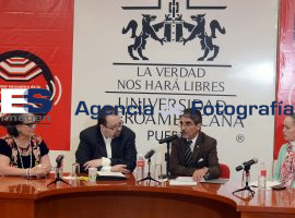 foro sobre radio universitaria  - ES imagen agencia de fotografía