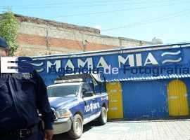Mama mia - ES imagen agencia de fotografía