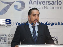 Se inconforma Rafael Micalco por afiliaciones corporativas - ES imagen agencia de fotografía