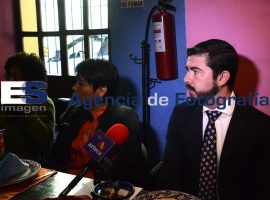 Amparos, por matrimonios Gays - ES imagen agencia de fotografía