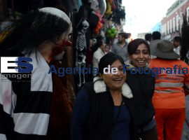 La oveja Negra, muchos disfrases - ES imagen agencia de fotografía