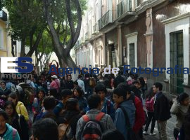 Psicología de la BUAP, a paro por Ayotzinapa - ES imagen agencia de fotografía