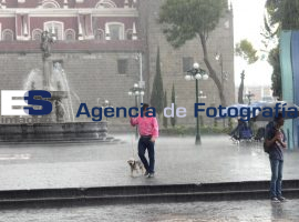 LLuvia en la capital  - ES imagen agencia de fotografía