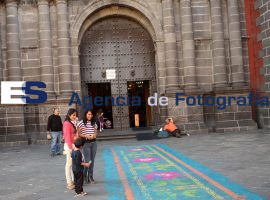 Alfombra en Santo Domingo - ES imagen agencia de fotografía