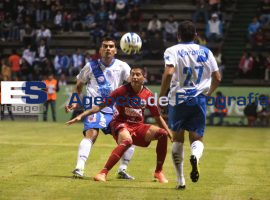 Puebla F.C. y Lobos Buap se enfrentan en la Copa MX - ES imagen agencia de fotografía