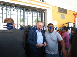 Miguel Concha visita a detenidos en Cholula - ES imagen agencia de fotografía