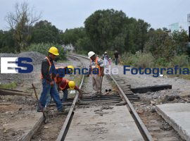 Mantenimiento a tren  - ES imagen agencia de fotografía