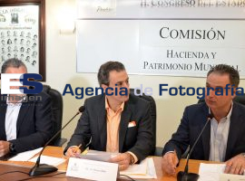 Comisión de Hacienda, ley de egresos  - ES imagen agencia de fotografía