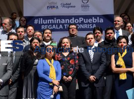 Regala tu sonrisa - ES imagen agencia de fotografía