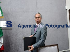 Giorgana, rueda de prensa de tansparencia  - ES imagen agencia de fotografía