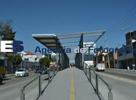 Avanza la estructura de la línea Ruta2 - ES imagen agencia de fotografía