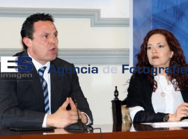 Tesorera, sobre el presupuesto - ES imagen agencia de fotografía
