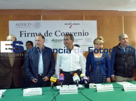 Signan convenio SEDATU y SAGARPA - ES imagen agencia de fotografía