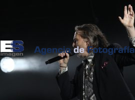 Miles de poblanos acudieron al concierto de Miguel Bosé - ES imagen agencia de fotografía
