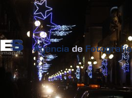 Iluminaria alusiva a la Navidad - ES imagen agencia de fotografía