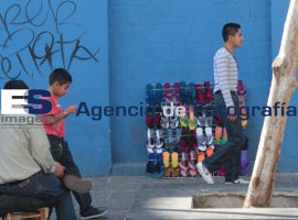 Vendedores informales regresan a las calles - ES imagen agencia de fotografía