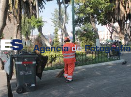 Trabajadoras de servicio de limpieza - ES imagen agencia de fotografía