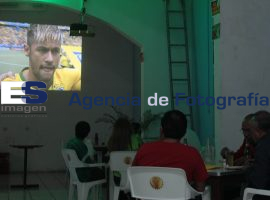 Aficionados poblanos apoyan a la Selección Mexicana - ES imagen agencia de fotografía