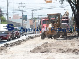Obras de la 25 Poniente y Bulevar Atlixco - ES imagen agencia de fotografía