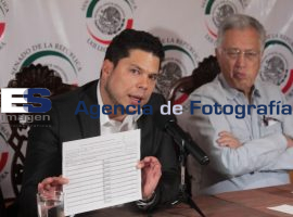 Manuel Bartlett Diaz realizará consulta popular para la Reforma Energética - ES imagen agencia de fotografía