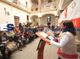 Entrega de apoyos a Artesanos del Estado - ES imagen agencia de fotografía