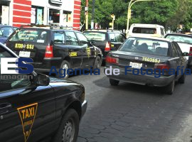 Taxistas de la ciudad de puebla - ES imagen agencia de fotografía
