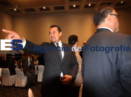 Frima de convenio entre Secretaria de Seguridad Pública y CANADEVI - ES imagen agencia de fotografía