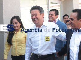 Carlos Navarrete Ruiz en gira de trabajo para aspirante Nacional del PRD - ES imagen agencia de fotografía