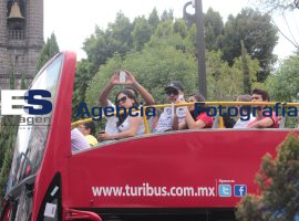Servicio de Turibus aumenta por visita de Turistas - ES imagen agencia de fotografía