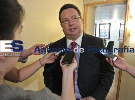 Eukid Castañon presidente de la Comisión de Gobernación - ES imagen agencia de fotografía