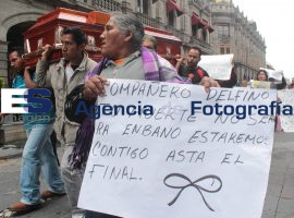 Familiares del activista social Delfino Flores Melga se manifiestan - ES imagen agencia de fotografía