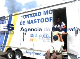Presentación de Unidades de Mastografías y recorrido de casa de Adulto Mayor en Amozoc - ES imagen agencia de fotografía