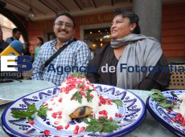 Primer Festival de Chile en Nogada en el Cuexcomate - ES imagen agencia de fotografía