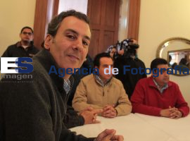 Blanca Alcalá se reune con diputados locales priistas  - ES imagen agencia de fotografía
