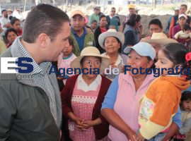 Inauguración  de Pavimentación del camino San Felipe Tleotalcingo - ES imagen agencia de fotografía