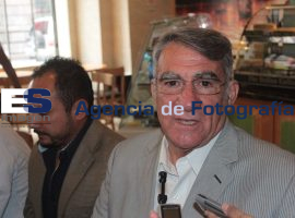 Panistas opinan sobre debate de candidatos a dirigencia nacional del PAN. - ES imagen agencia de fotografía