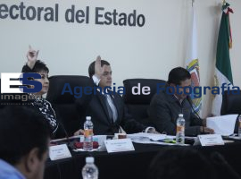 Sesión Ordinaria del IEE - ES imagen agencia de fotografía