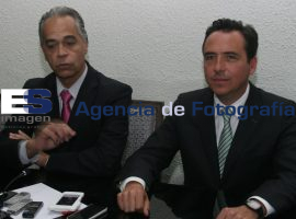 Priistas en rueda de prensa - ES imagen agencia de fotografía