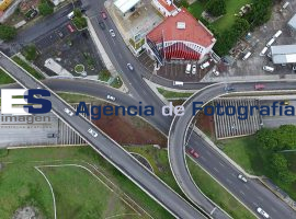 Fotos aéreas del inició de la demolición del puente 475 - ES imagen agencia de fotografía