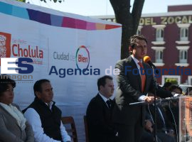 Ceremonia por 2 de octubre en San Pedro Cholula - ES imagen agencia de fotografía