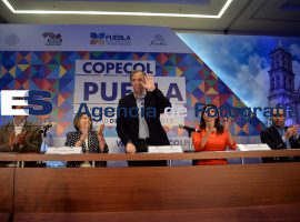 Meade con legisladores locales - ES imagen agencia de fotografía