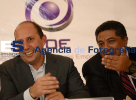 Manzanilla con el COE - ES imagen agencia de fotografía