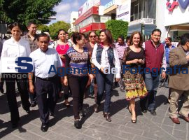 Asiste Blanca Alcalá a la asamblea informativa de delegados en Tahuacán - ES imagen agencia de fotografía