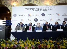 Verifon, taxis con tarjetas - ES imagen agencia de fotografía
