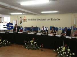 Toman protesta nuevos consejeros del Ople - ES imagen agencia de fotografía