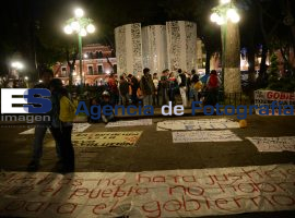 FEET, a plantón otra vez - ES imagen agencia de fotografía